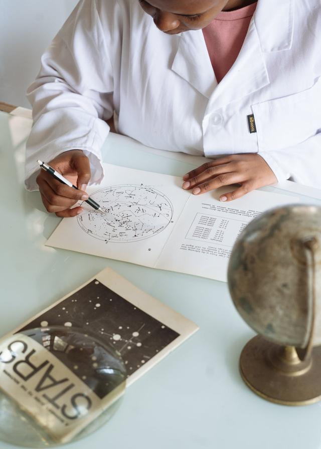 Where might a geologist work?