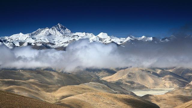 Mount Everest is the tallest mountain, what continent is it found on?